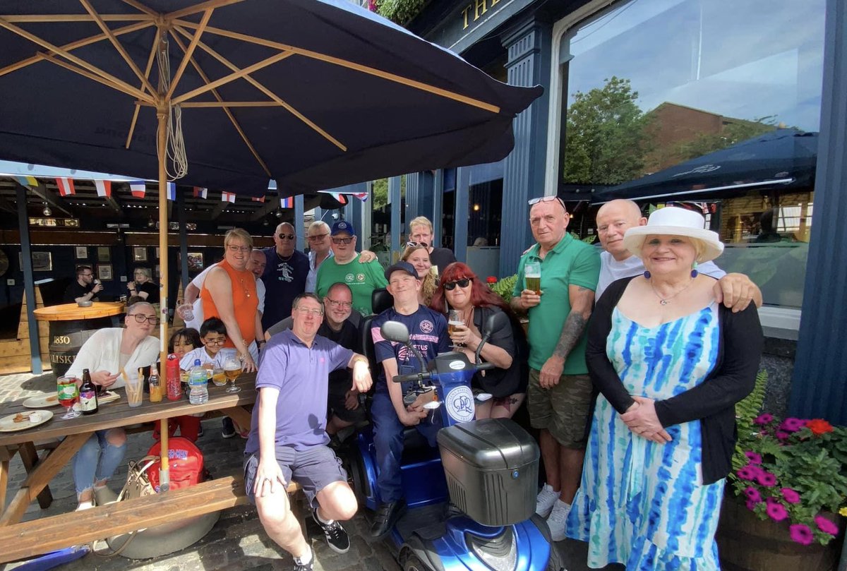 <a href="/QPR/">QPR FC</a> <a href="/Qprireland/">IrishRs(Superhoops)</a> Brilliant afternoon with the QPR Conny massive. Thanks to Michael Whelan for organising. 
So looking forward to the new season
URRRs 🇮🇪🔵⚪️🔵⚪️🇮🇪