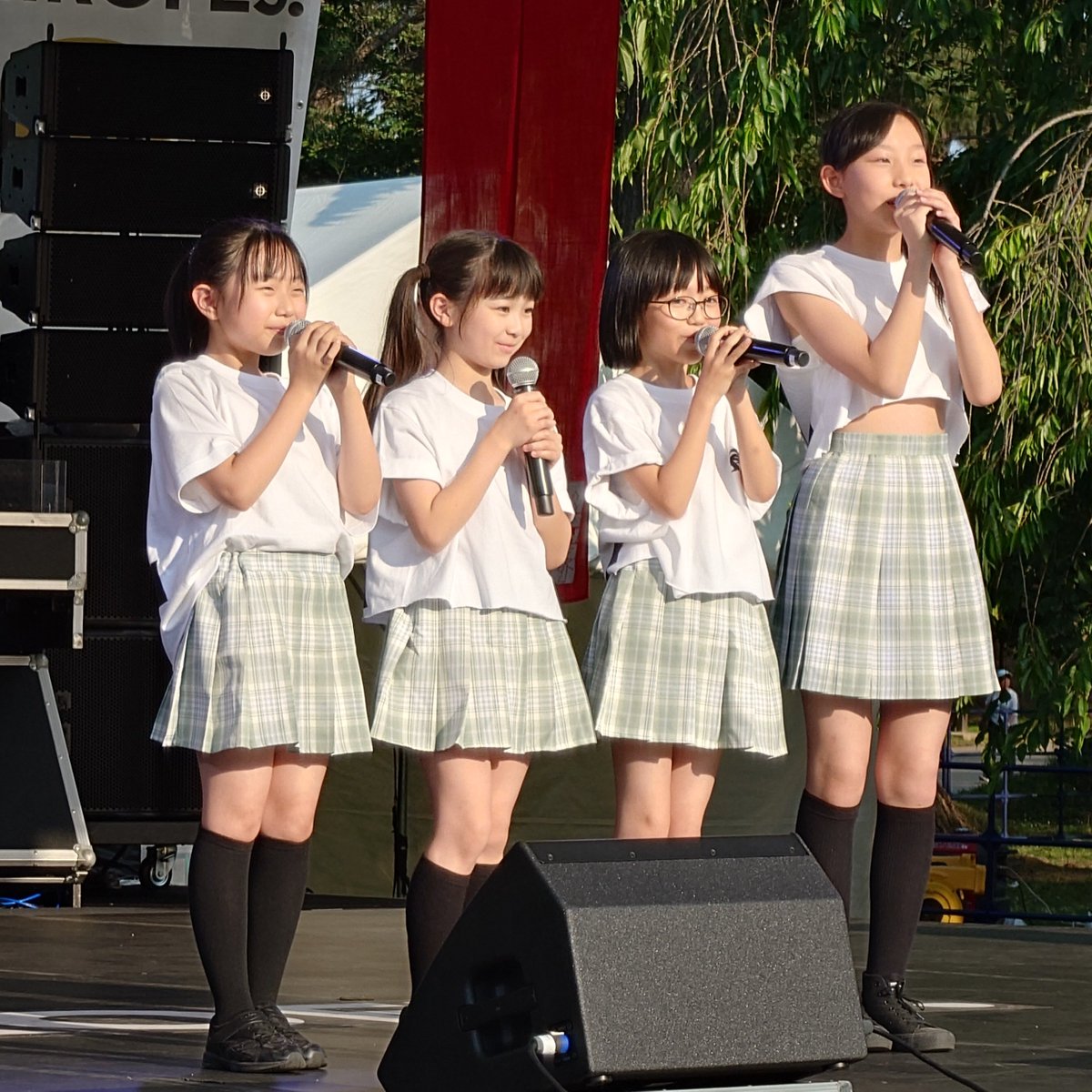 312_ringo's tweet photo. 関東圏住まいだとなかなか観る機会の無い #アルプスおとめ と #リーフ のステージ🎤
今日は堪能出来てとっても幸せな時間でした🤗
物販はループしましたが、短い時間なれどそれなりにメンバーと話すチャンスに恵まれ、自分にとっては大きな収穫でした💕
#SHIROFES2024 https://t.co/TBzO89qmxi
