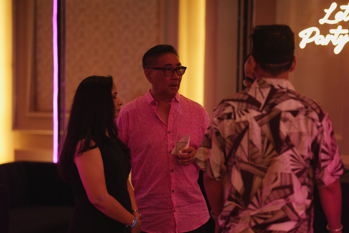 Formidium's tweet image. 8:30 PM, Rambagh Palace

Tonight’s all about mixing, mingling, and making memories!

#CherishedMemories#ToastToGoodTimes#FoundationDay #Formidium#RambaghPalace