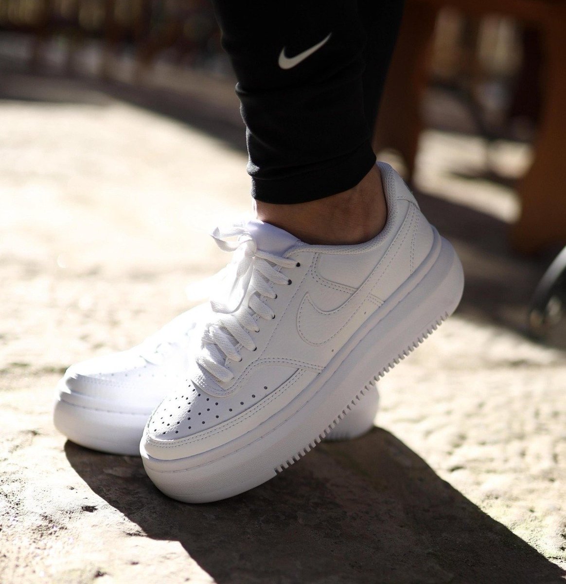 Tênis Nike Court Vision Alta

De: R$649 | Por: R$389 🔥  
(Com cupom: ANTECIPAPROMO25)

Link: tidd.ly/3zodm3s 

Achado na Nike