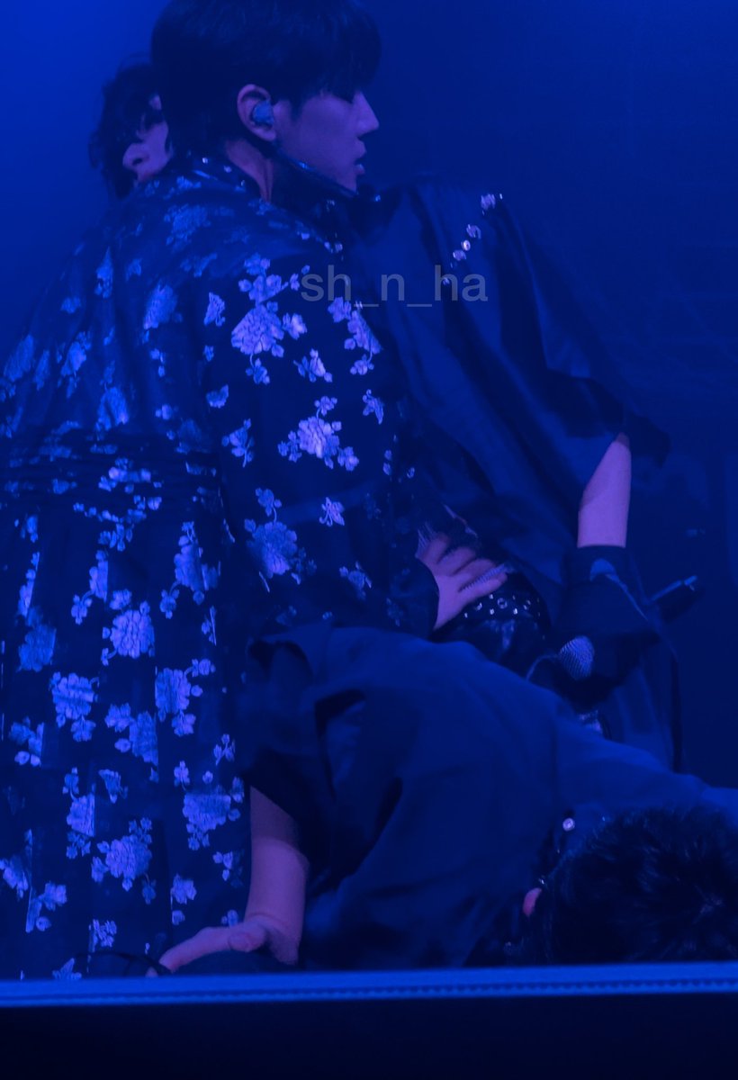 sh_n_ha's tweet photo. Absolutely love this series of events 🤪#ACEinPHOENIX #ACEinPHX #ACE_2024USTour_REWINDUS #ACE_US_TOUR #ACE_REWINDUS #BK #byeongkwan #junhee #박준희 #김병관 https://t.co/Bjj1wnOeEL