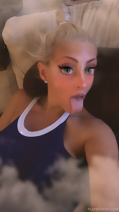 Do you like this look? 😘.🤣 I'm feeling extra spicy today and can't wait to share more with you. Let me<a href="/tag/sexylook"class="tags"><span>#sexylook</span></a><a href="/tag/feelingspicy"class="tags"><span>#feelingspicy</span></a><a href="/tag/doyoulikethis"class="tags"><span>#doyoulikethis</span></a>