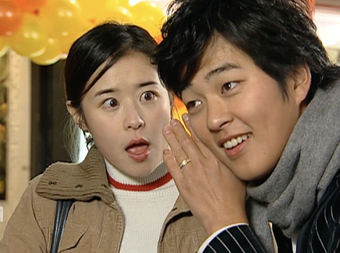 작업 영상으로 유튜브 옛날 드라마가 최고. 오늘은 드라마 '단팥빵' 나는 예전에도 지금도 4차원 어쩌고 하는 사람 안좋아 해서 최강희씨 별 관심...