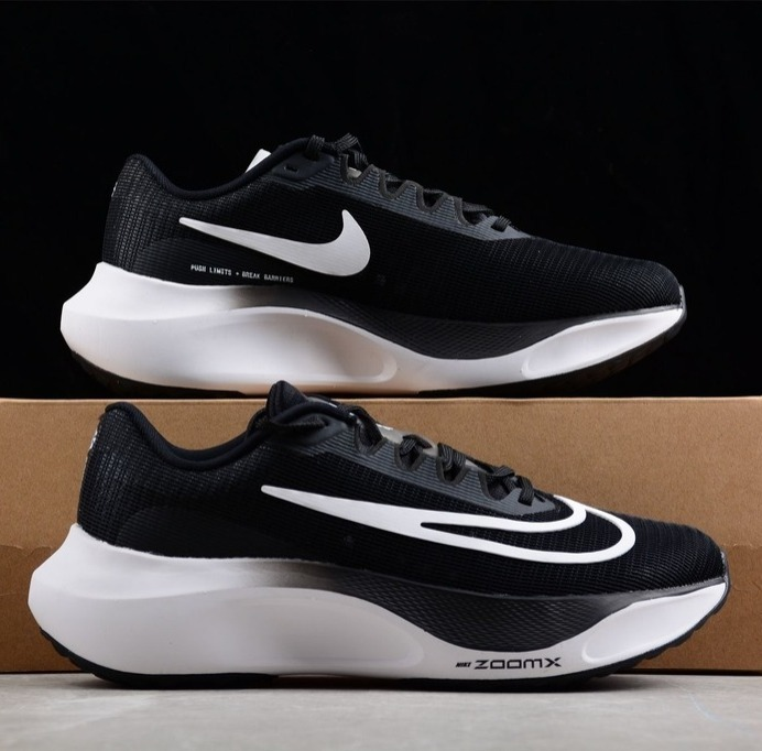 Tênis Nike Zoom Fly 5

De: R$1299 | Por: R$683 🔥  
(Com cupom: ANTECIPAPROMO25)

Link: tidd.ly/4ccZ2tb 

Achado na Nike