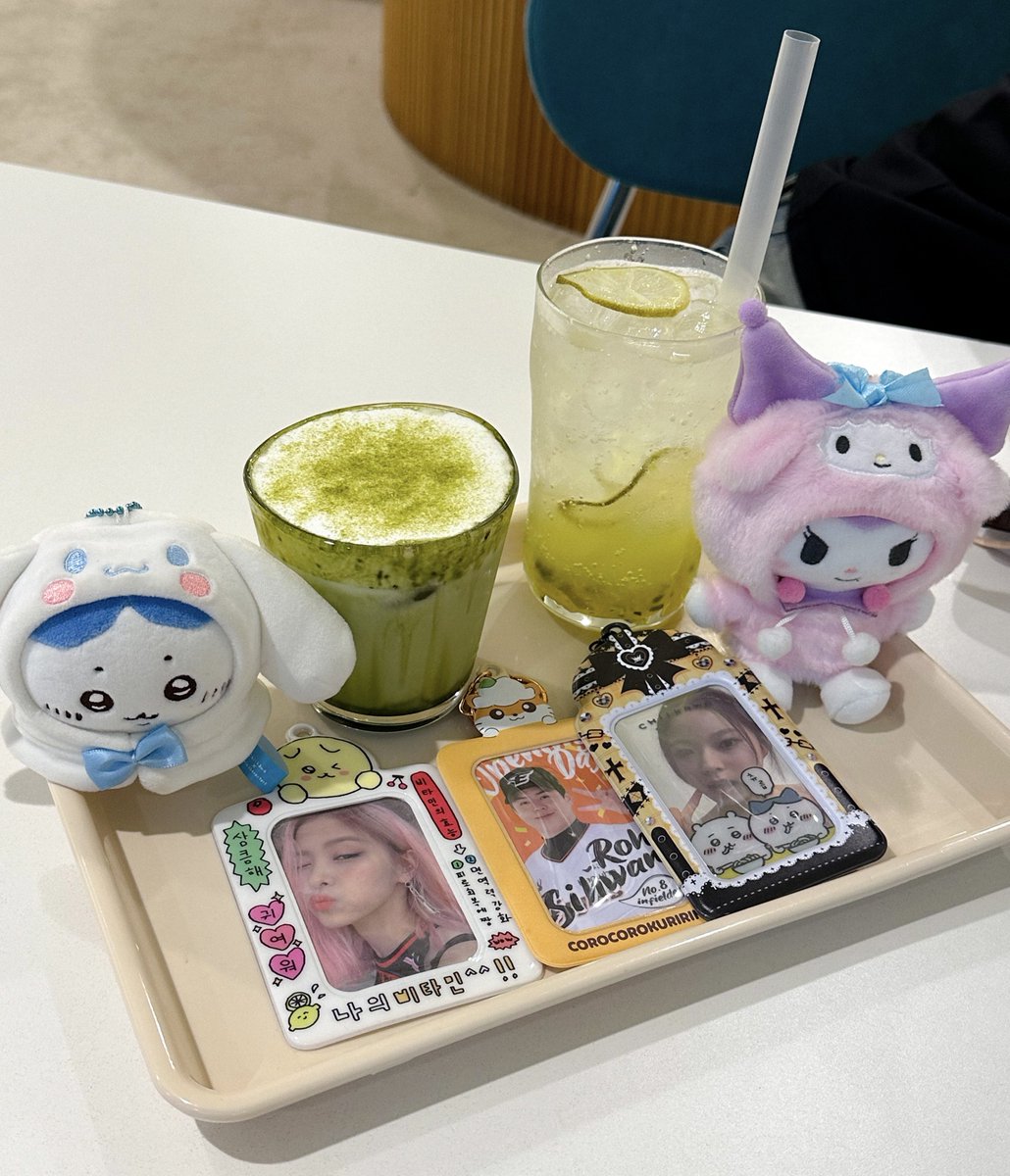 augclover's tweet photo. 행운 가득 〰️🍀 https://t.co/DqQwAisjHm