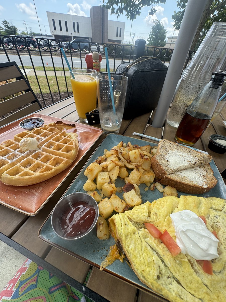 Junior 🌊 tweet media