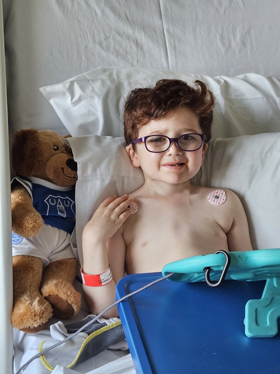 Max is doing amazing, he's had a couple of cannulas out, off the IV pain relief and fluids💙 
The surgeon has just been in to see him and couldn't believe how well he looks 💙
A real life superhero Mighty Max 🦸‍♂️
