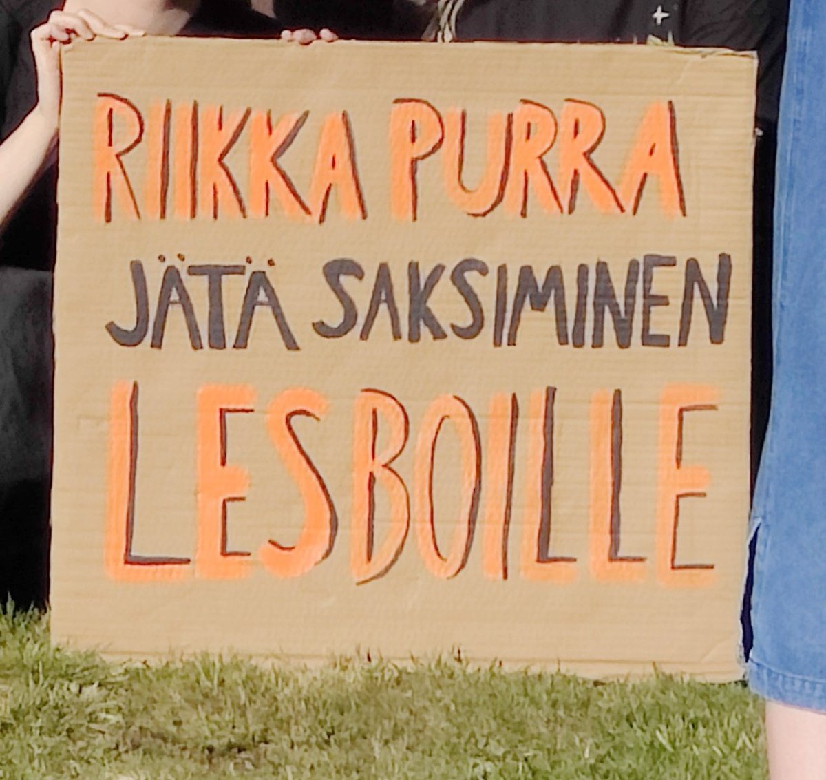 Dimmu141's tweet photo. Priden paras kyltti https://t.co/nE9LnymzAV