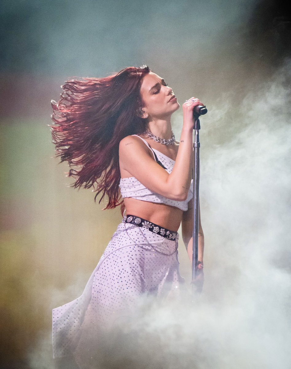 Two of my favourite photos from Dua Lipa’s headline performance on the Pyramid stage. 
#DuaLipa