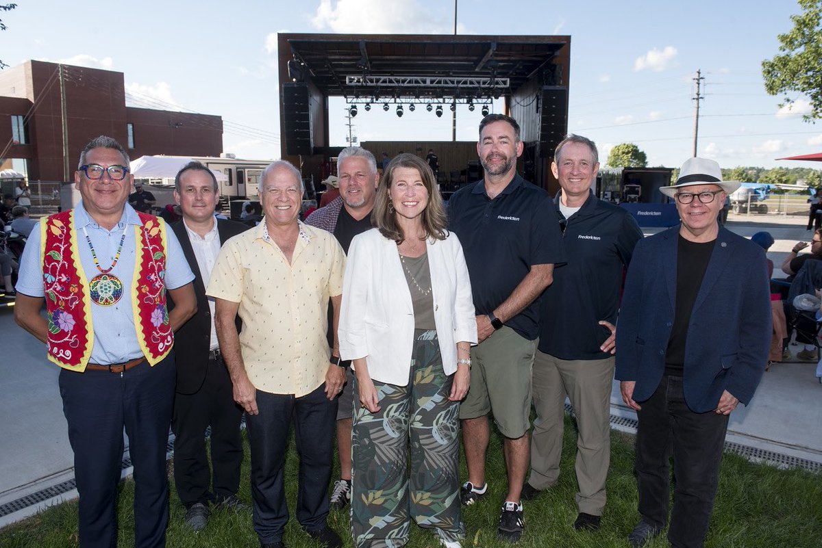 CityFredMayor's tweet image. Friday evening was the summer opening ceremony for the revitalized Officers’ Square!  What a spectacular kick off with outstanding performances from phenomenal musicians🌟🌟