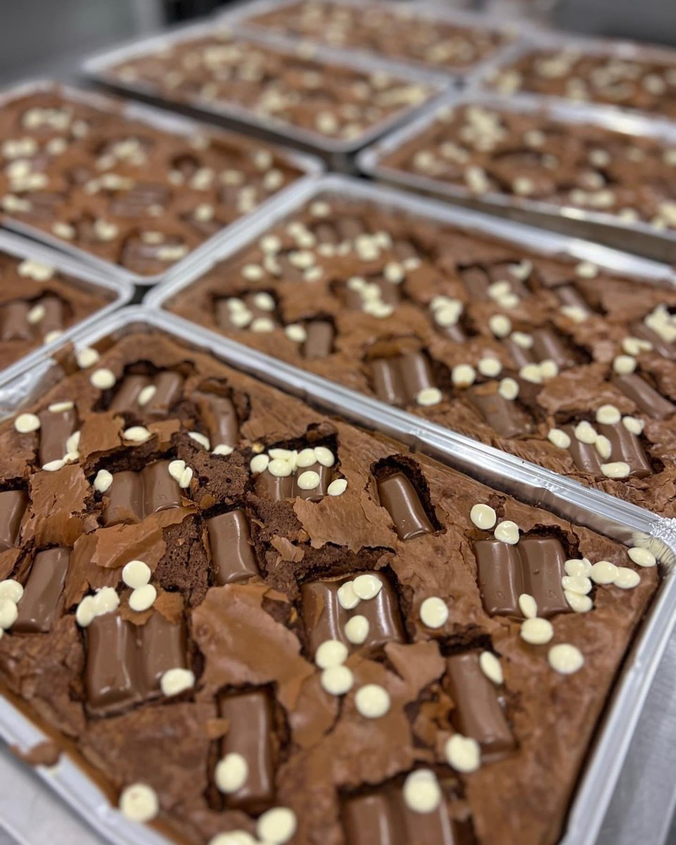 Elle's Bakery will be with us all weekend! 🍰

Don't miss out on your chance to indulge in their delicious treats 🧁

#ellesbakery #HempsteadValley