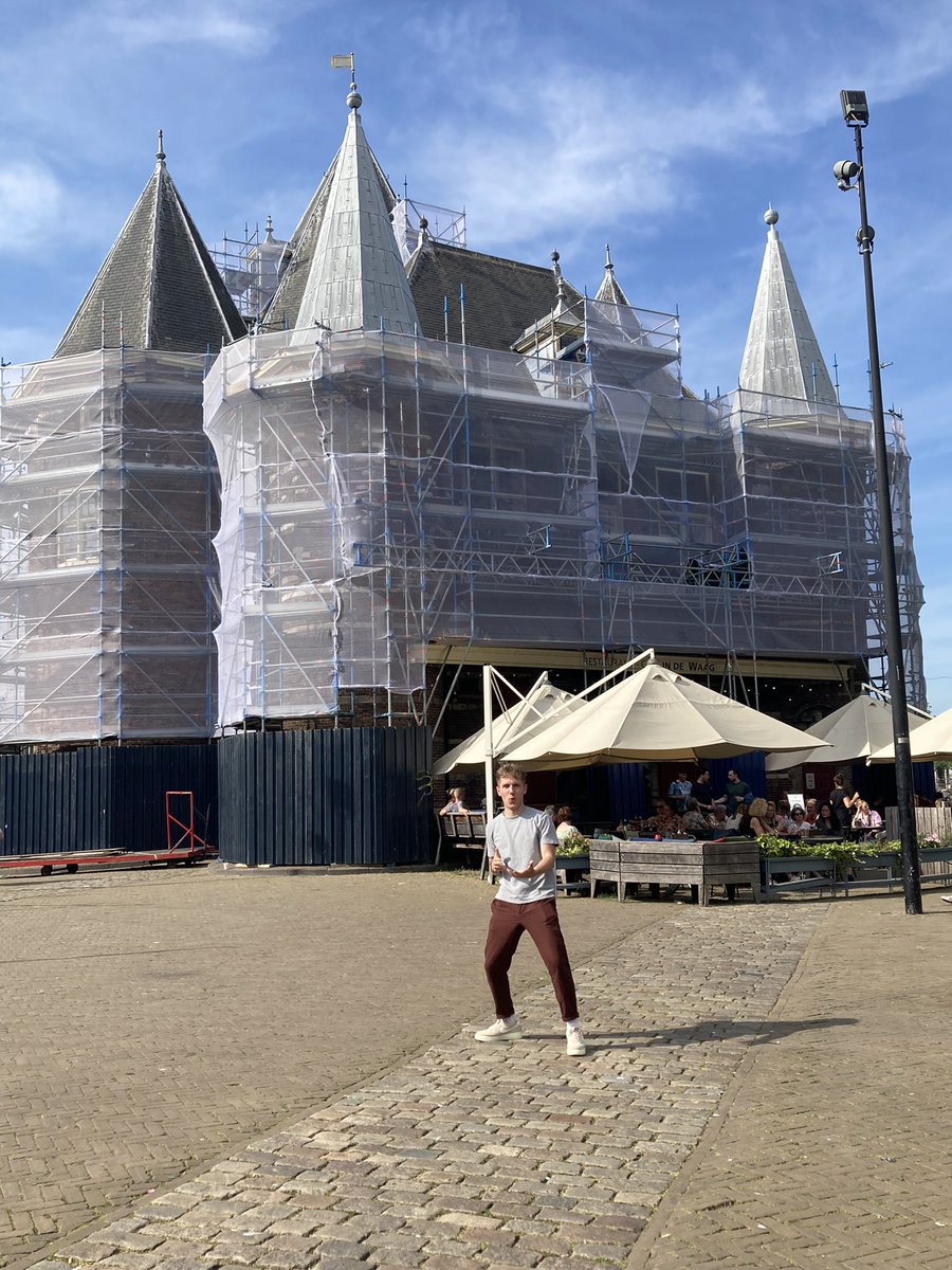 notcharliehourigan tweet media