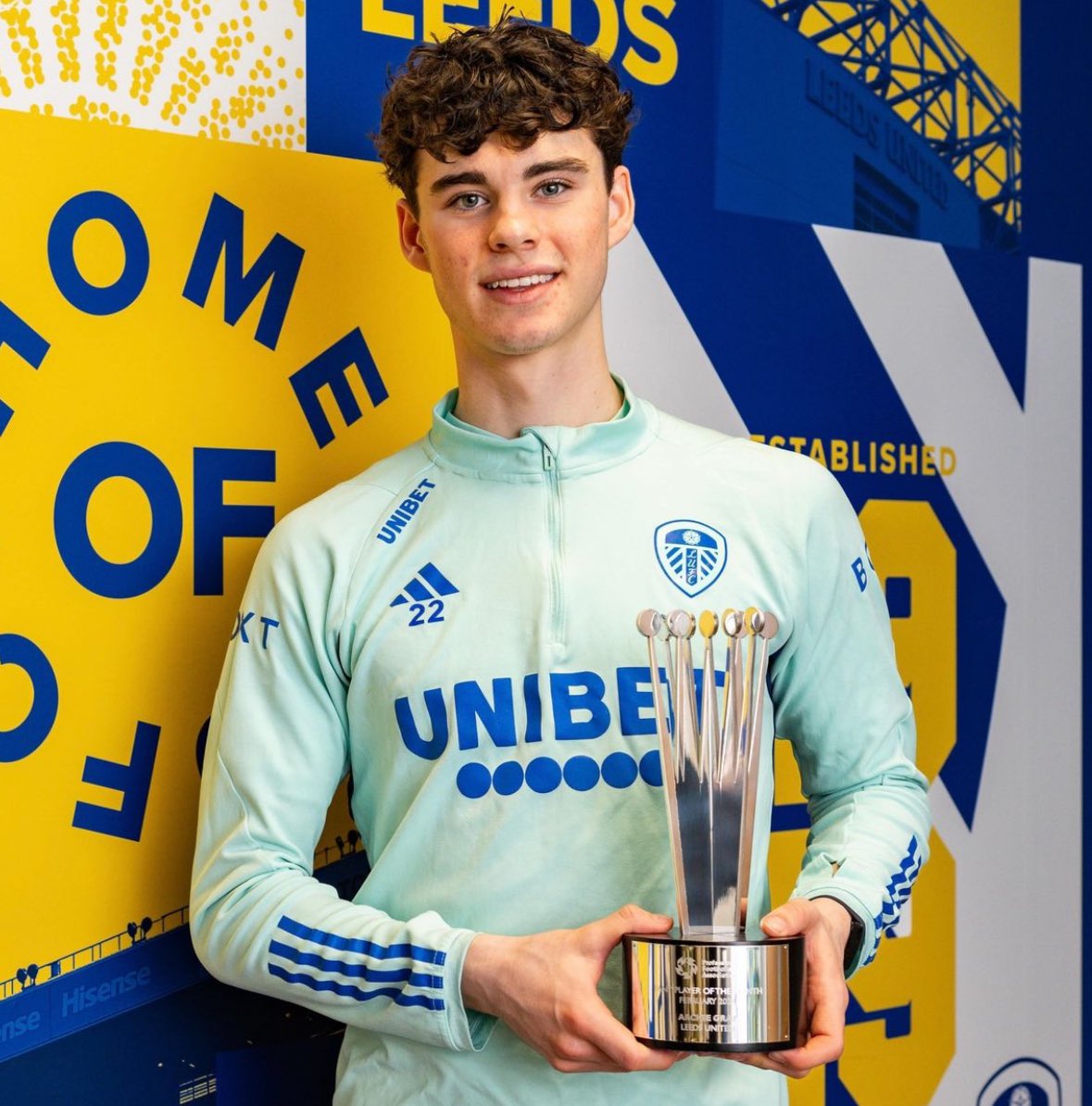 Fabrizio Romano (@fabrizioromano) on Twitter photo π¨π΄βͺοΈ Brentford have reached verbal agreement with Leeds United over Archie Gray deal.
Club working on player side to finalize agreement on contract and complete medical tests.
Brentford, on it for Β£35m signing as <a href="/NizaarKinsella/">Nizaar Kinsella</a> has reported. π¨π΄βͺοΈ Brentford have reached verbal agreement with Leeds United over Archie Gray deal.
Club working on player side to finalize agreement on contract and complete medical tests.
Brentford, on it for Β£35m signing as <a href="/NizaarKinsella/">Nizaar Kinsella</a> has reported.