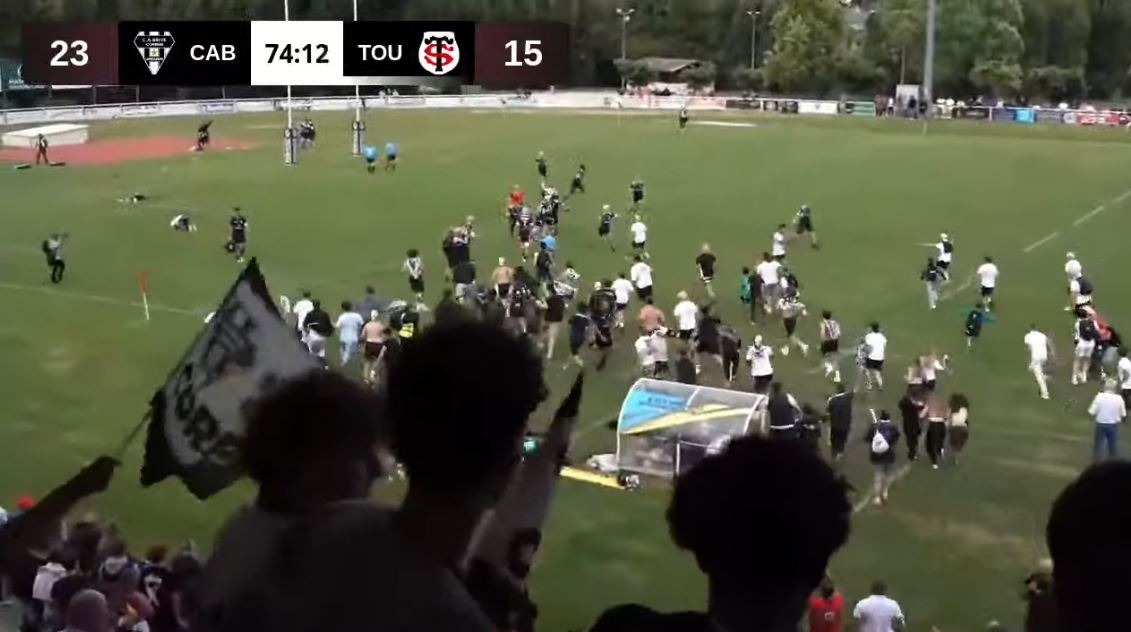 allezbriverugby's tweet photo. Malgré un essai en toute fin de match de Toulouse, Brive l'emporte et devient champion de France Crabos ! 👏👏👏 @CABriveRugby https://t.co/MjJwLMI9SB