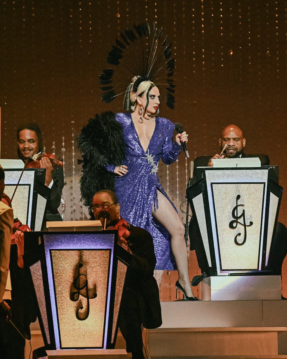 Lady Gaga tweet media