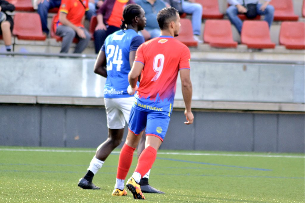 Finaliza mi etapa con el <a href="/martinenc/">FC Martinenc</a> agradezco a todos en general y en especial a <a href="/ToniCarrilloR/">Toni Carrillo</a> y a su Staff Técnico por hacerme sentir valorado todo este tiempo🙌🏽👏🏼👏🏼 Desearles el mayor de los éxitos para que muy pronto el Martinenc vuelva a ocupar su sitio🤝🏽👊🏼🔴🔵💪🏽💪🏽