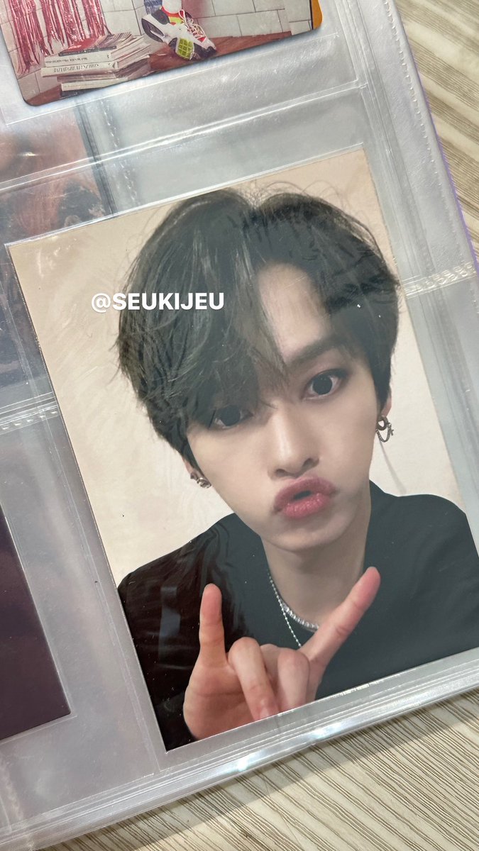 SEUKlJEU's tweet photo. [HELP RT]

WTS / LFB
stray kids lee know yes24 go live &amp; levanter photo print

QYOP‼️ 

• will take the highest
• accept ww 
• tangerang, ina. 

tag wts pc photocard straykids skz 리노 스트레이키즈 양도 스키즈 #pasarskz #skzsell #straykidssell #ตลาดนัดเด็กหลง #ตลาดนัดstraykids https://t.co/c8VDw79m9H
