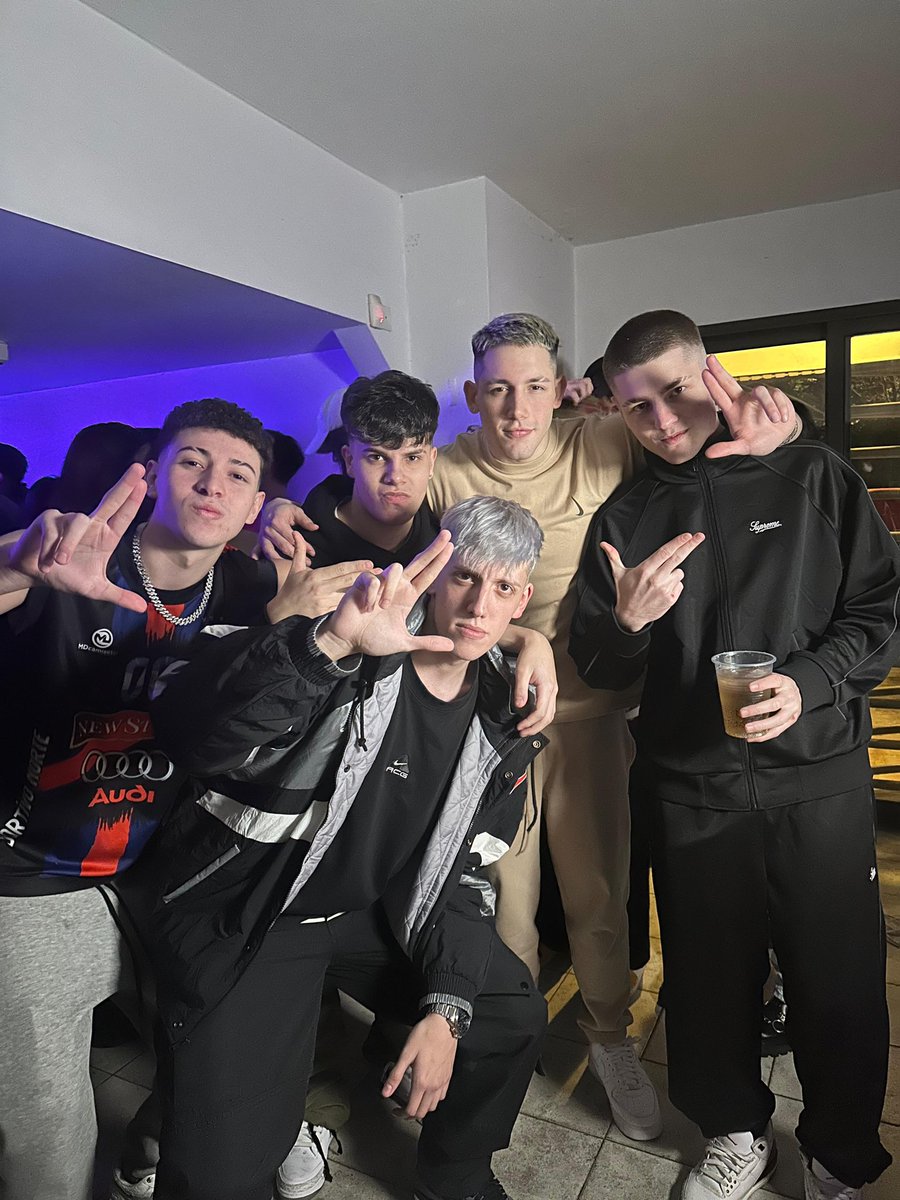 🦅 🐐 🦆 🐖 🚲