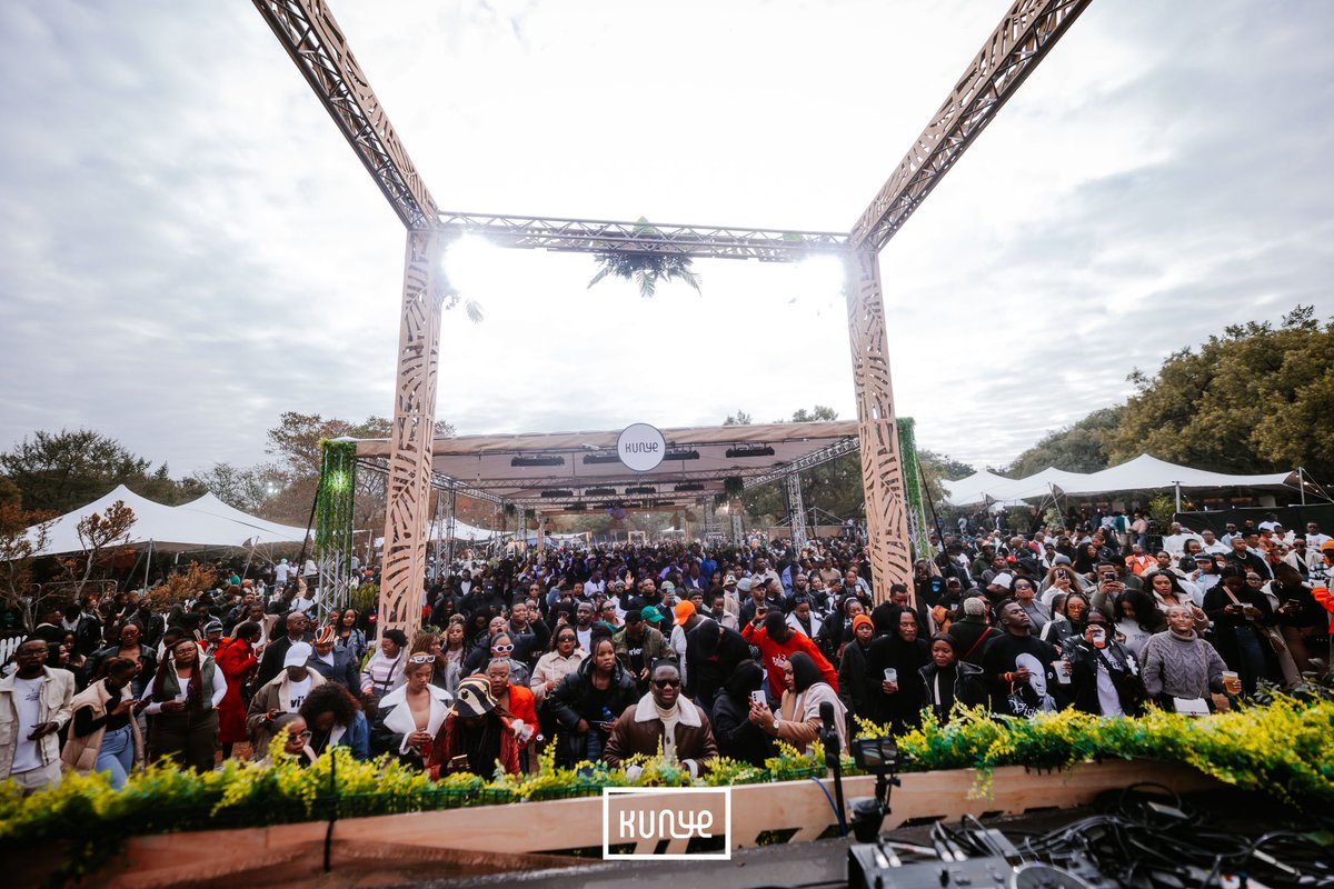 SHIMZA tweet media