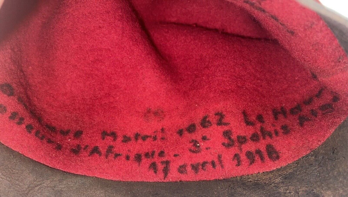 Seeds_Of_Weeds's tweet image. Chechia and Bolero of the 3e régiment de #Spahis algériens, #WWI (France).