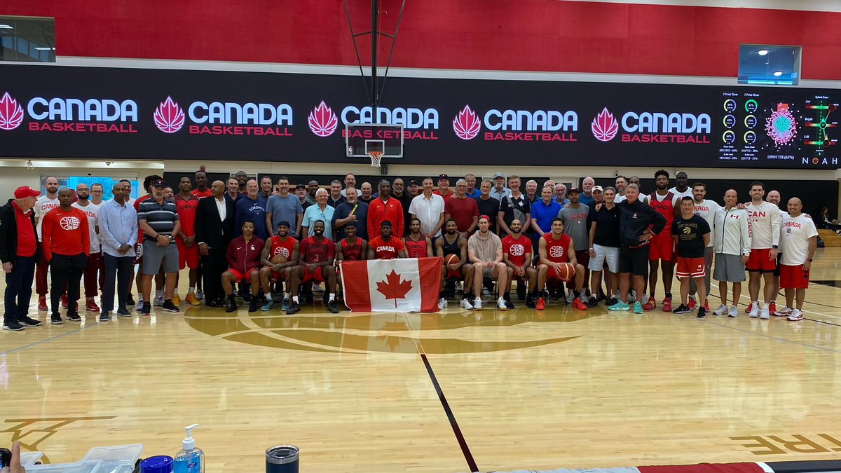 Having a great time in Toronto 
With all the Canadian Olympic Men’s basketball teams from 76,80, 84,88,2000 and this years team  #GoCanada Nbtaa.com