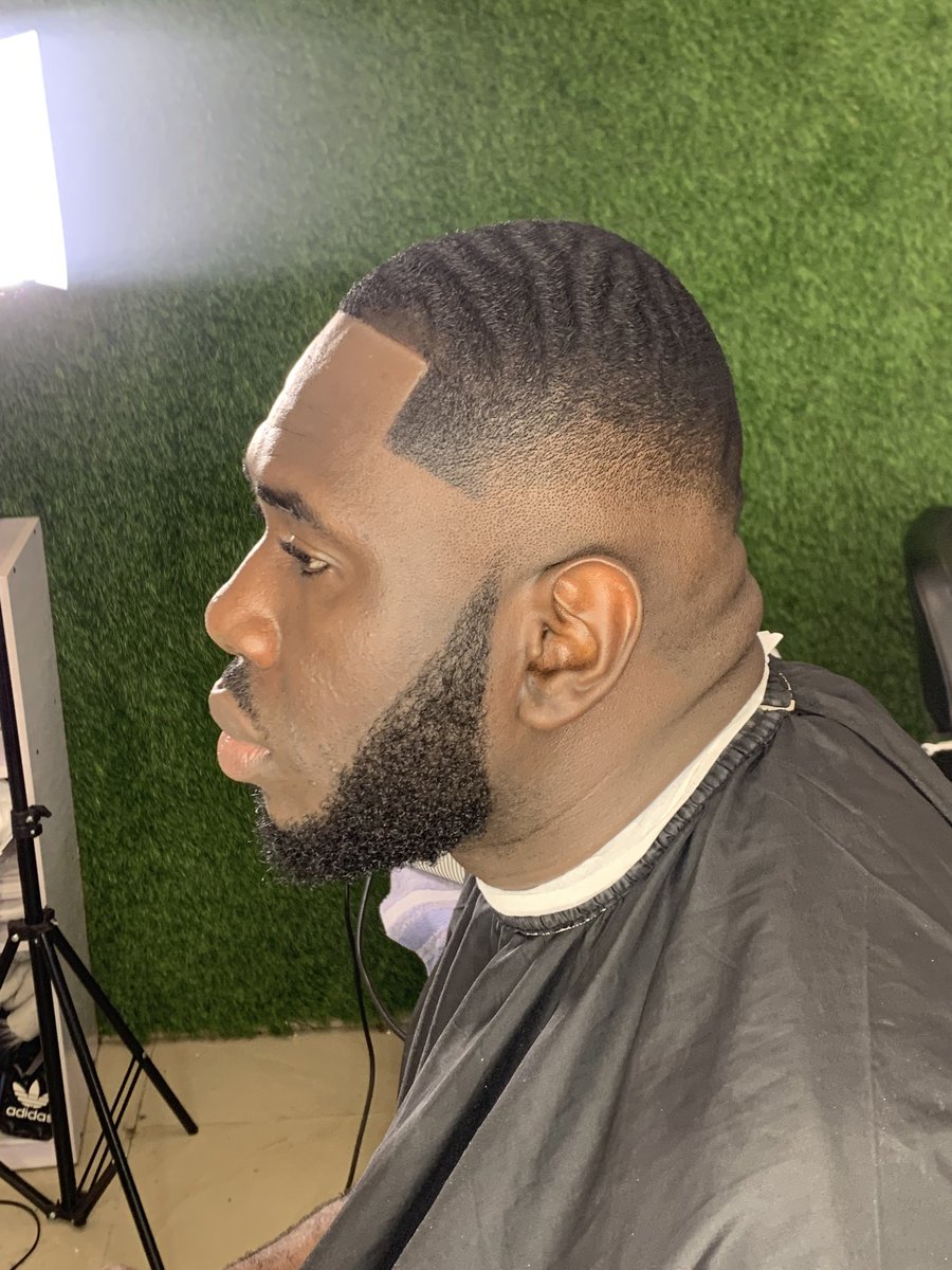 KufreSunda2's tweet image. Happy weekend 🎉