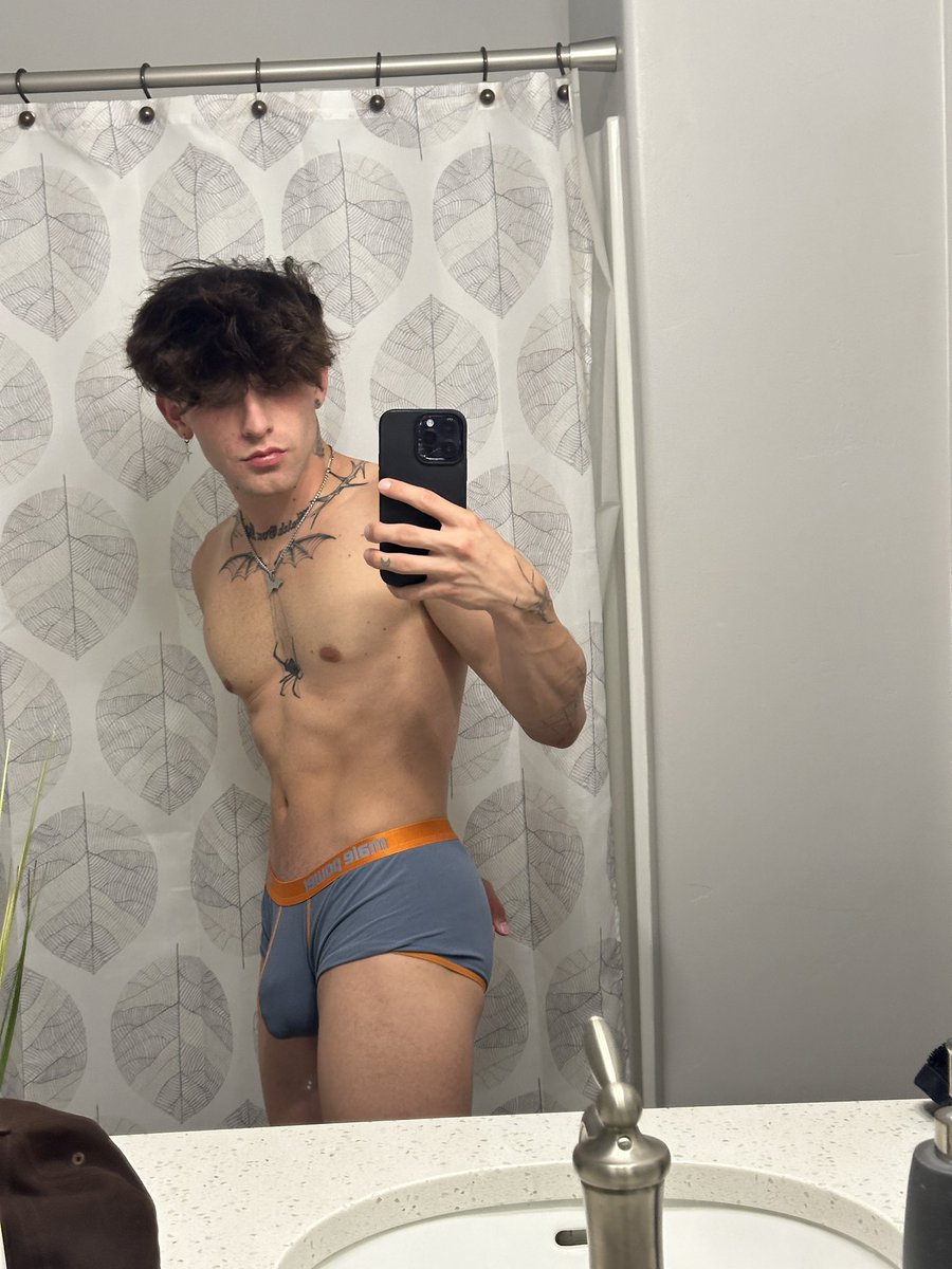 𝖈𝖍𝖆𝖘𝖊 𖤐 tweet media