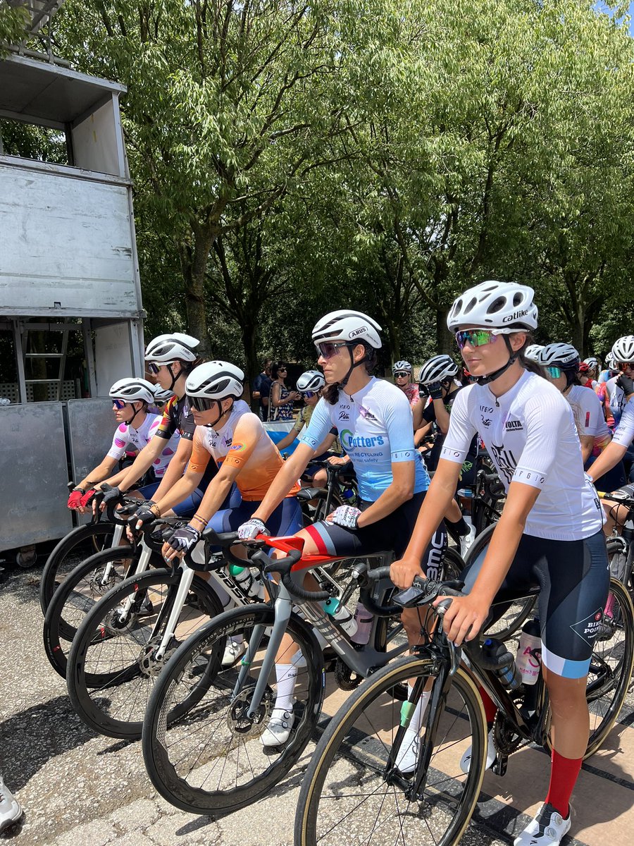 voltaosona's tweet photo. #Etapa de #Seva: #Etapa #Reina 
#Ciclismo #osona #catalunya #feminies #dona https://t.co/6JhqHKqHKp