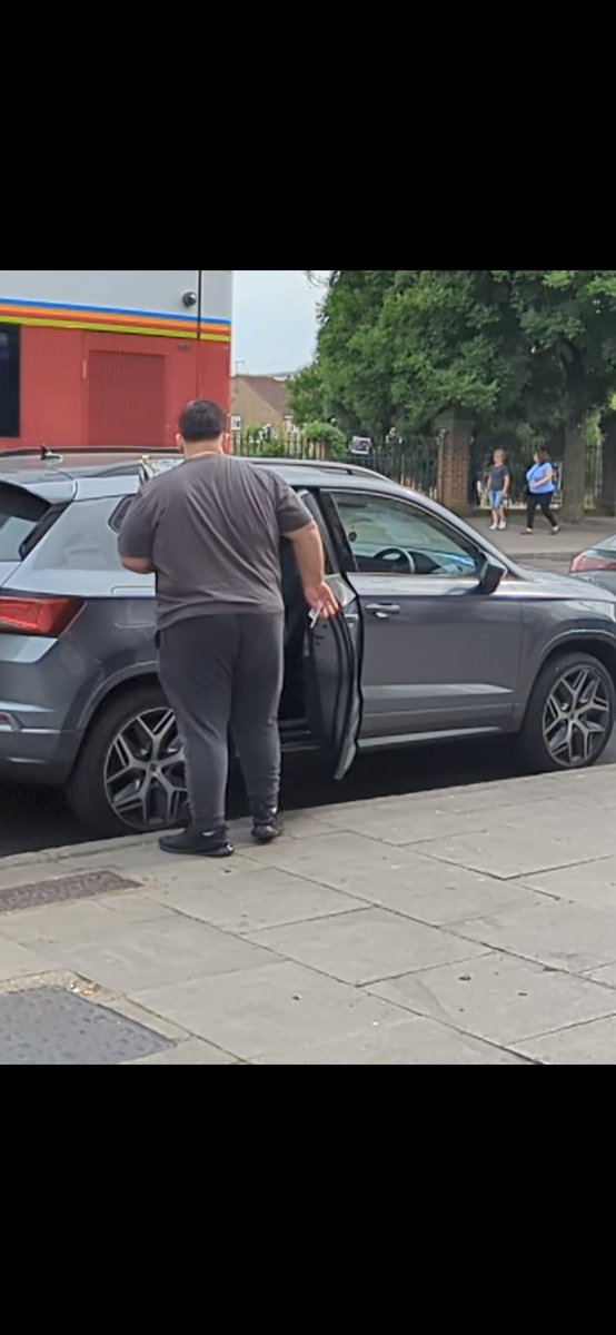 Walking Marky tweet media