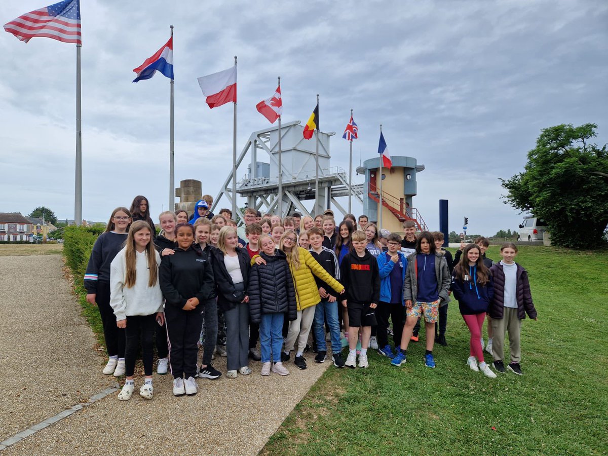 We got off the ferry, went straight to Pegasus bridge and now we're exploring the château 😀

#Normandy2024