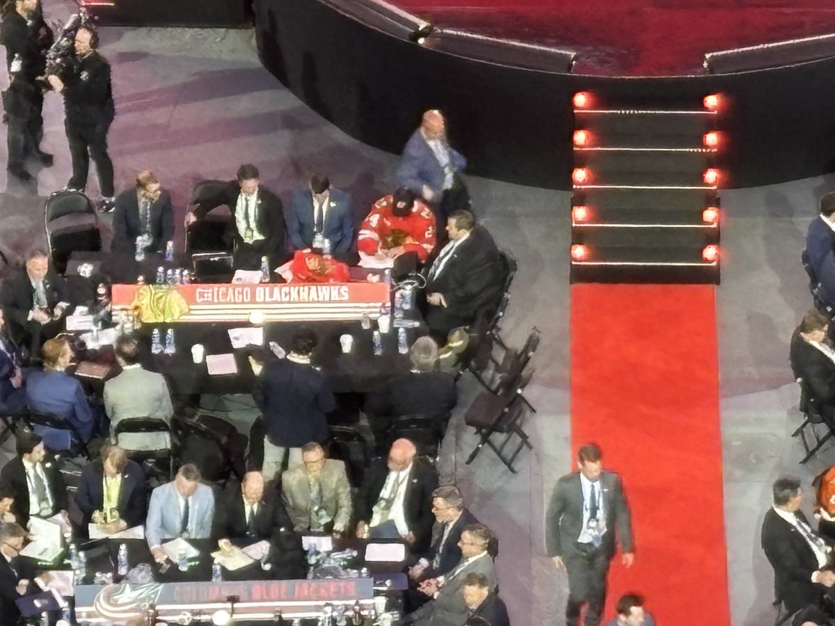 LabnoFrank's tweet image. ⁦@spittinchiclets⁩ ⁦@beefaroo_IL⁩
Congratulations, Your contract to Rockford comes with one free membership to Beef-a-roo.