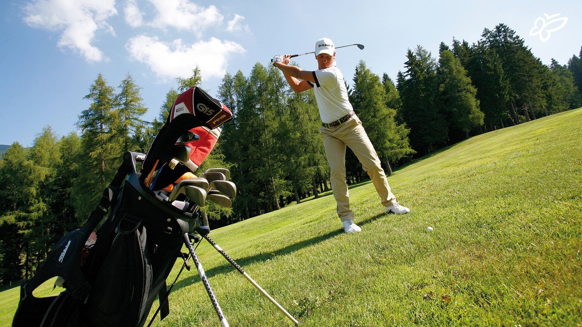 Swing and launch the ball down the fairway ⛳ Enjoy the stunning Dolomites and breathe in the mountain air. Check out the golf courses in Trentino ➡️tinyurl.com/TrentinoGolfCo…

[📷 A. Cuel]
#visittrentino #trentinowow #summerintrentino