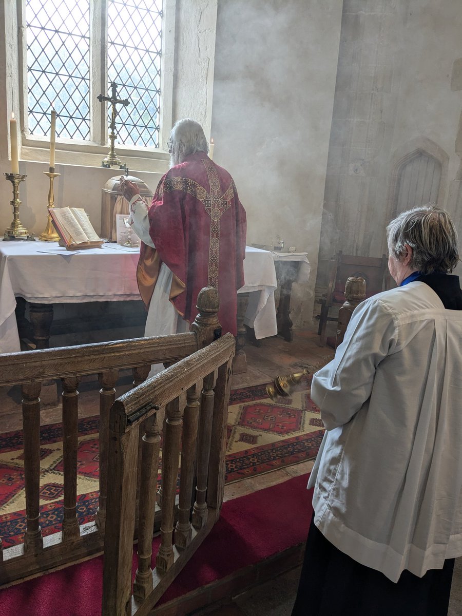 PrincipalSSHO's tweet photo. Today it was a joy to celebrate the 50th Anniversary of the Ordination to the Priesthood of Fr Martin Joyce at St Peter's Great Walsingham. @DioceseNorwich @SeeRichborough https://t.co/iHPwoHtEFY