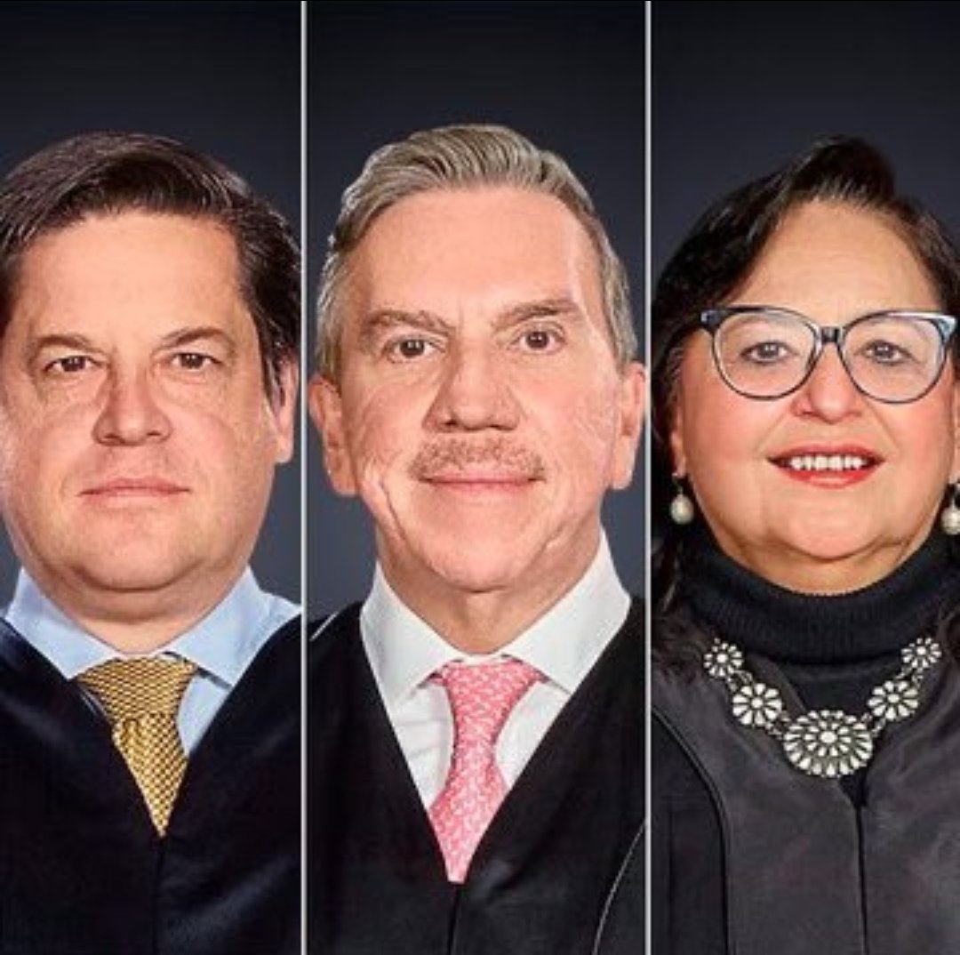 ResistenciaCMx's tweet photo. Ministros que respetan y hacen valer la Constitución.

Todo nuestro respeto, apoyo y respaldo.

#Comparte 🔃 https://t.co/fpsKCHaY4i