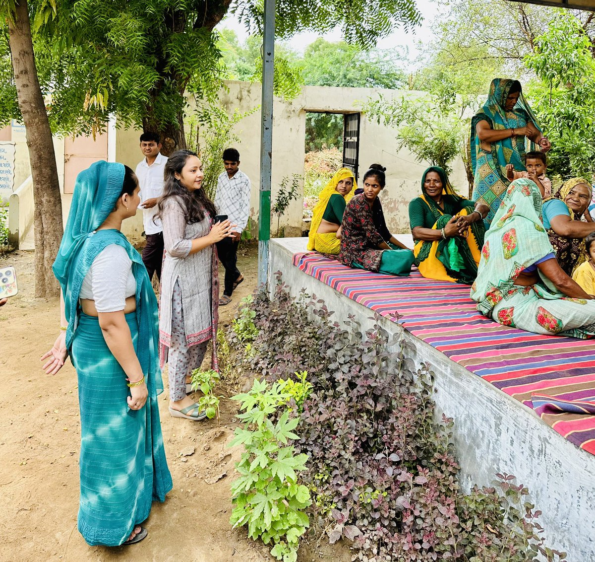 બાલવાટિકા અને પ્રથમ ધોરણમા દાખલો લઇ રહેલા બાળકો ખરેખર ખૂબજ પ્રેમાળ અને નિર્દોષ વ્યક્તિત્વ ધરાવે છે.આ બાળકો સાથે ૩ દિવસનો સમય મળ્યો તે બદલ ખૂબ જ આનંદ અનુભવું છું.આપણા દેશનાં ભવિષ્યનો પાયો ગણાતા આ વિદ્યાર્થીઓ અને વાલીઓ સાથે ખૂબ યાદગાર સંવાદ થયા.
<a href="/CollectorMeh/">Collector Mehsana</a> 
<a href="/ddo_mehsana/">DDO Mehsana</a>
<a href="/CMOGuj/">CMO Gujarat</a>