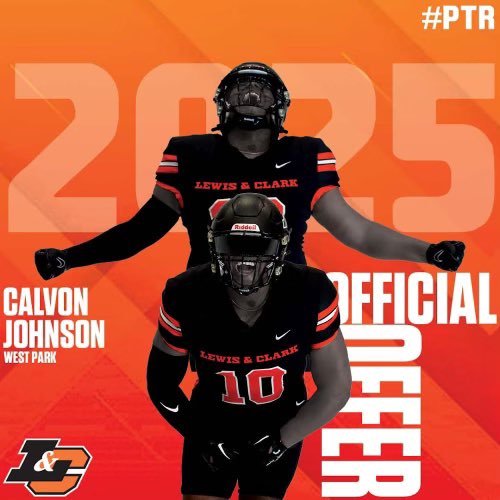 CalvonJohnson's tweet photo. Honored and truly grateful  to receive an offer to play football at Lewis &amp; Clark College! @JoeBushman5 @LCPiosFB @WP_PantherFB @FBCoachDreyer @CoachTenner 
 @BrandonHuffman https://t.co/cy5Mgt7aTP