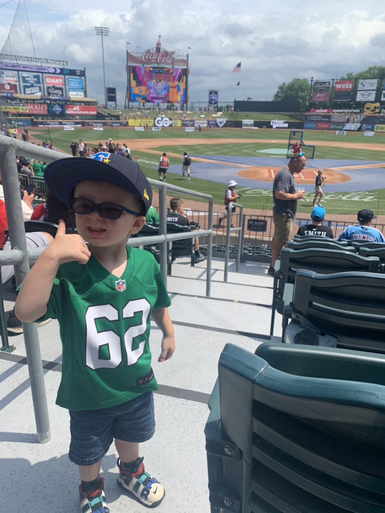 NickEdel's tweet image. #smithcelebritysoftball