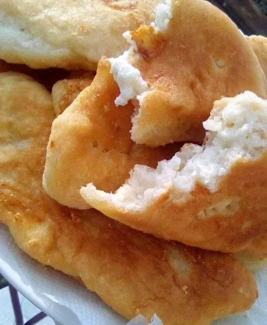 d_esp1na tweet media