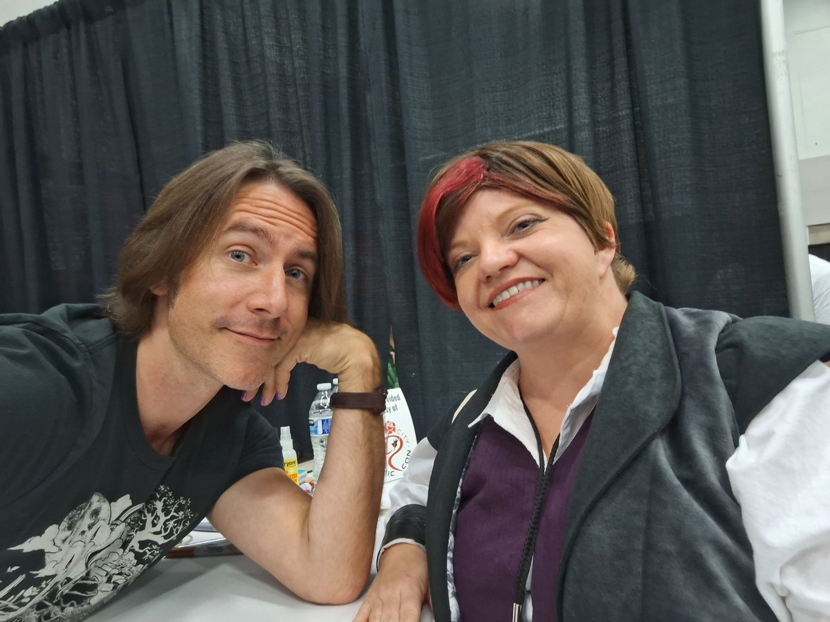 Happiest of birddays to the kindest, most generous person ever <a href="/matthewmercer/">Matthew Mercer</a>. Thank you for telling stories that inspire.