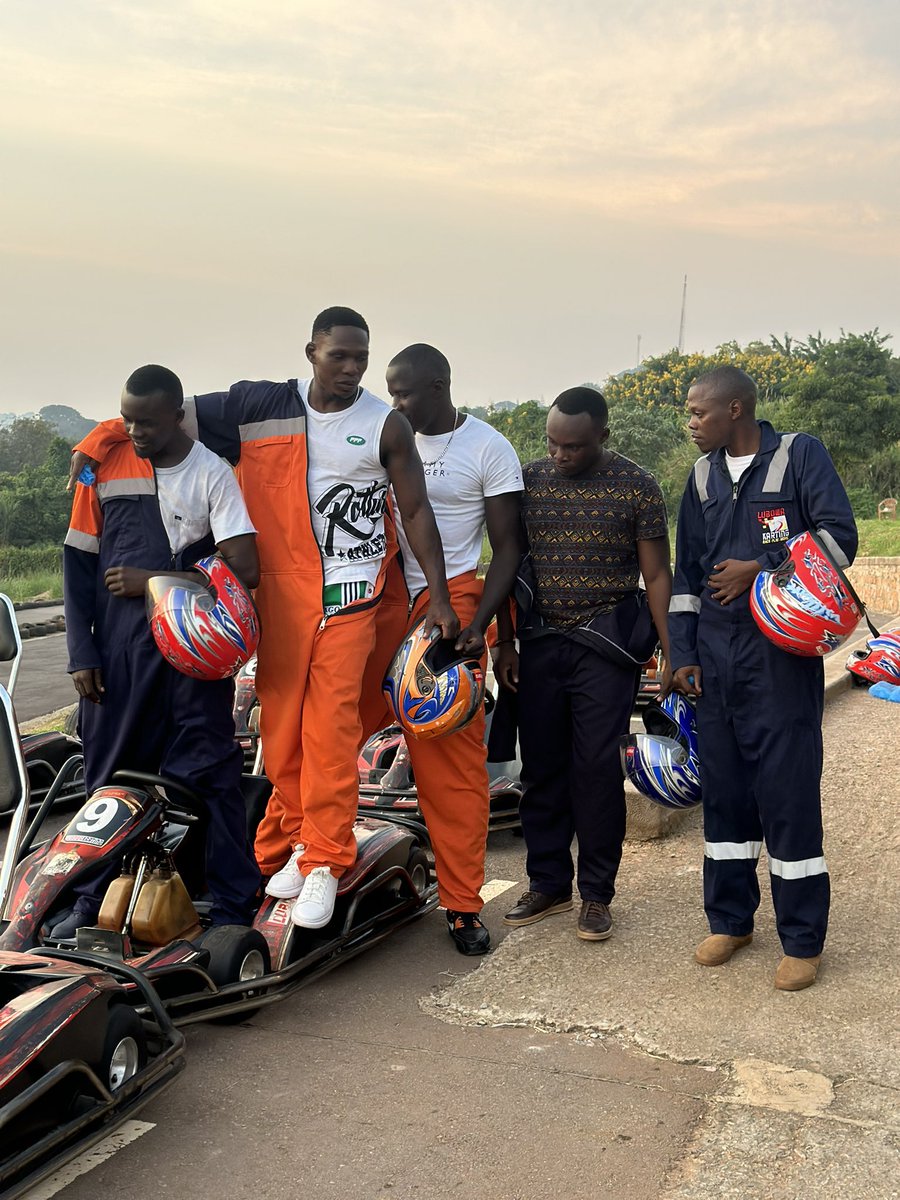 BwogiMusa's tweet photo. Today’s sato is for formula 1🥰
#tmolysmb #tmolybwogi #Boxingforcharity #shadirmusa  #Boxing #Bwogi #ring https://t.co/5quxaTXUCl
