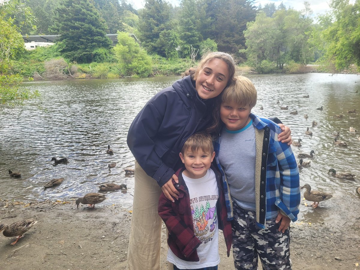 Mrs_IbrahimCV's tweet photo. Having a beautiful summer with family. #kidsofteachers https://t.co/D2Rm6czL01