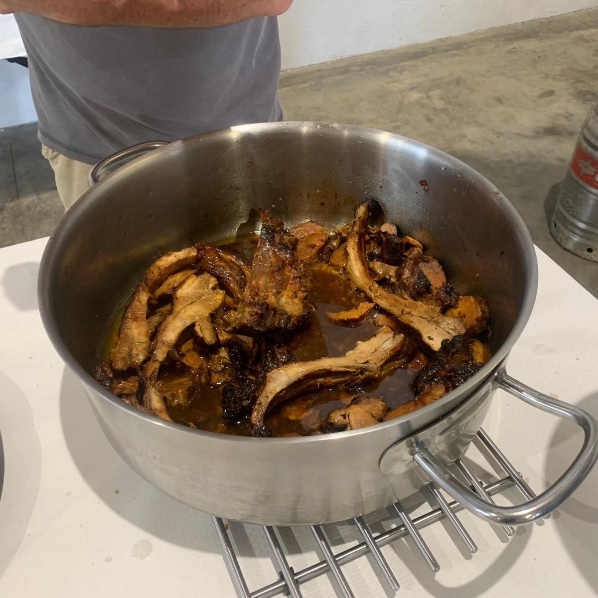 Gràcies!! Per visitar-nos a <a href="/llavora_com/">llavora</a> , per compartir taula amb nosaltres i donar sentit al projecte 🏠