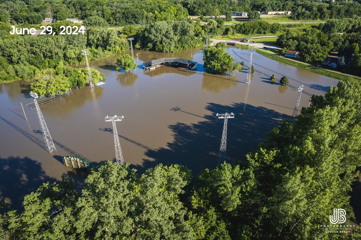 Justin Braun tweet media