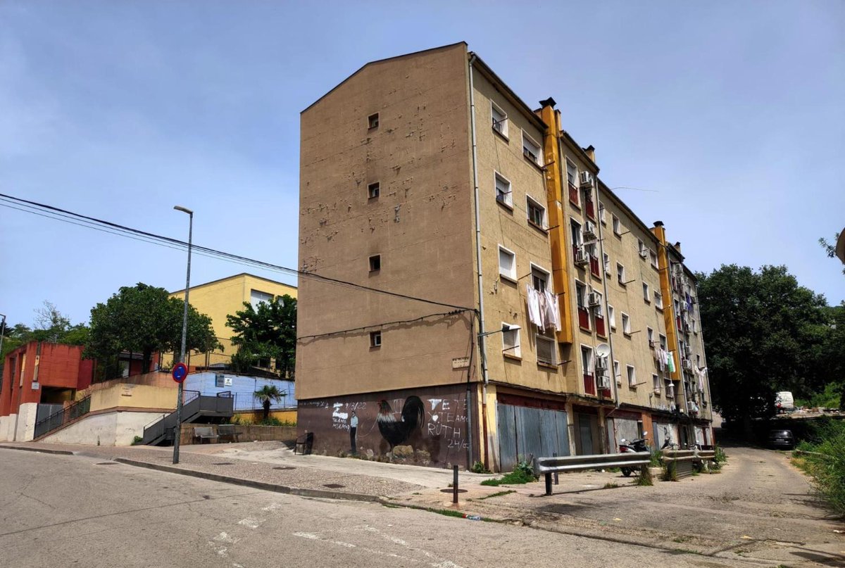 🔷 Què passa a Font de la Pólvora, el barri de Girona del tiroteig de Sant Joan 

✏️ Per <a href="/mira_gerard/">Gerard Mira</a>
elmon.cat/societat/font-…