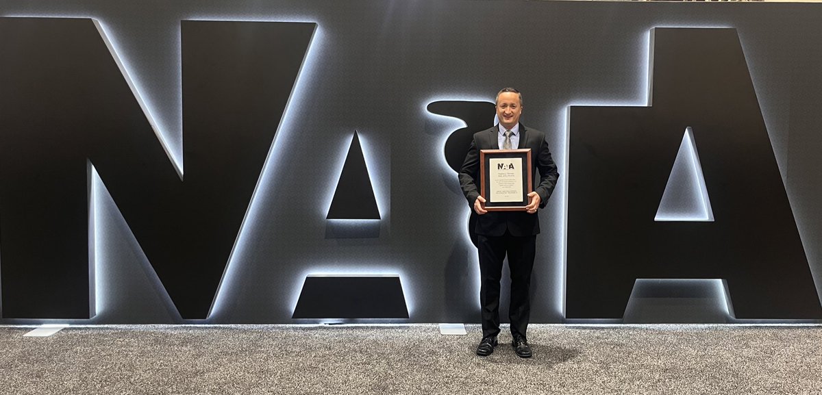 Stephen Thomas tweet media