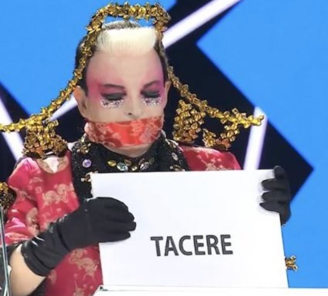 _MissCoraline_'s tweet photo. Mai vista una nazionale tanto scarsa in vita mia. Forse e’ paragonabile a quella eliminata da campione del mondo in carica in sud Africa. 
E infatti stiamo uscendo pure qua… 

#ItaliaSvizzera #SvizzeraItalia #ITASVI #EURO2024 https://t.co/puRIKqzLRA