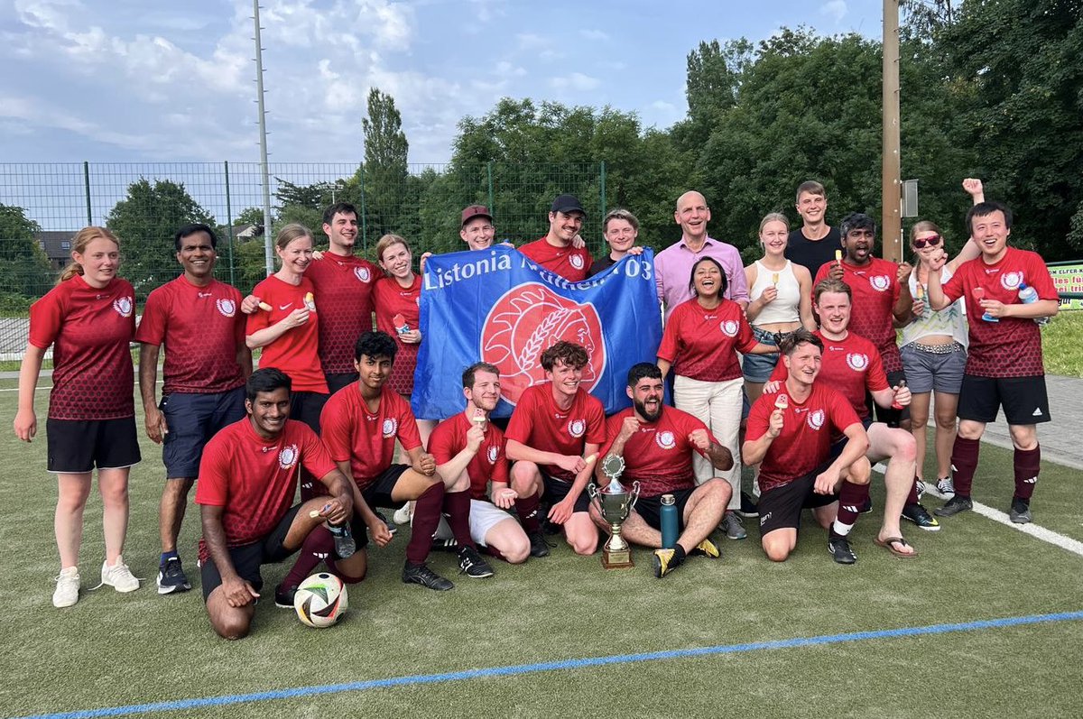 Thanks to an incredible performance of our amazing team, we scored a great second place in KOFO cup.
Listonians, what we want? ee!!