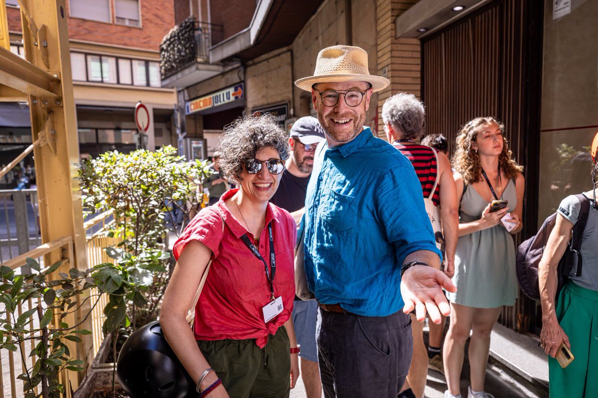 byronic's tweet image. My home city of Bologna morphs into cinephile heaven; some of the finest @mubi peeps are in town; we  collectively fall for astounding Japanese studio system filmmakers, and I get papped with the great @danielkasman. A #CinemaRitrovato edition for the ages — my cup runneth over