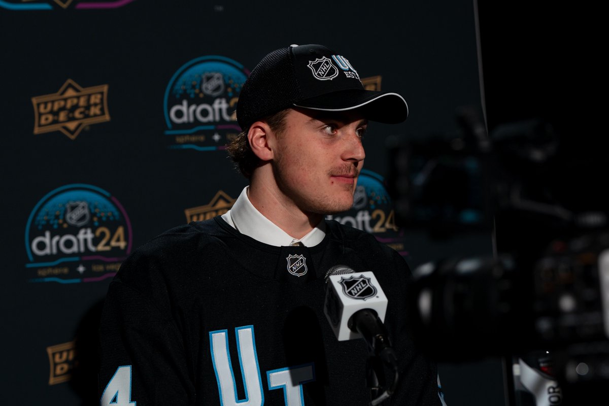 Lavy looking good in his new colors 👀

#NHLDraft2024

📸William Rondeau