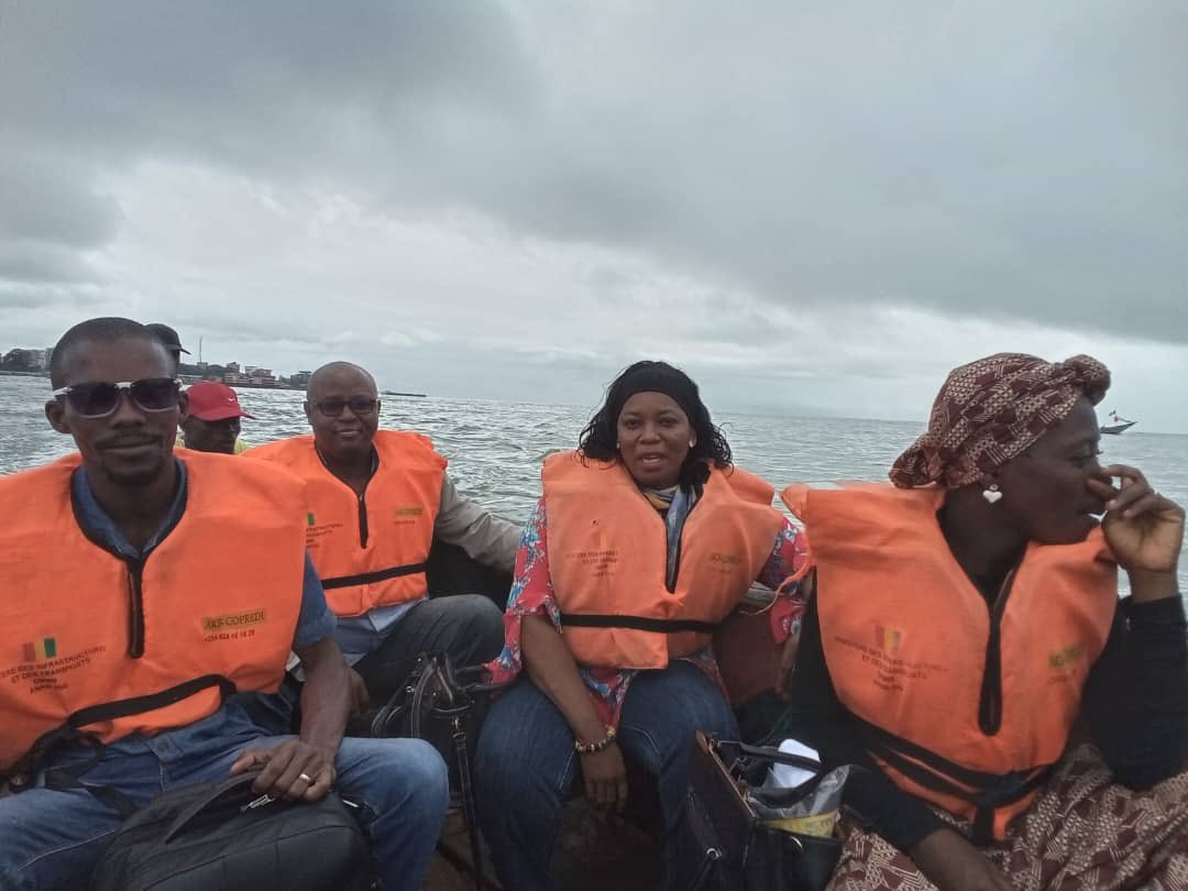 COCEG_GN's tweet photo. L’équipe de Kassa, en route pour la tenue du focus group sur les priorités et attentes des citoyens pour une transition inclusive et réussie en Guinée https://t.co/XYeiX4NqPx